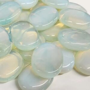 NWT Opalite Palm Stones